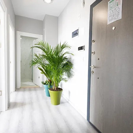 Aparthotel Zal *