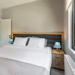 Zal Aparthotel 4*